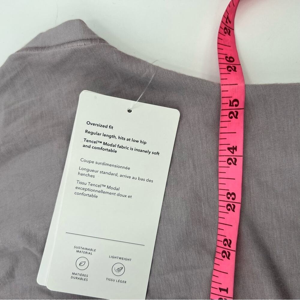 NWT Athleta Relaxed Weekender Tee Sz L - Picture 5 of 8